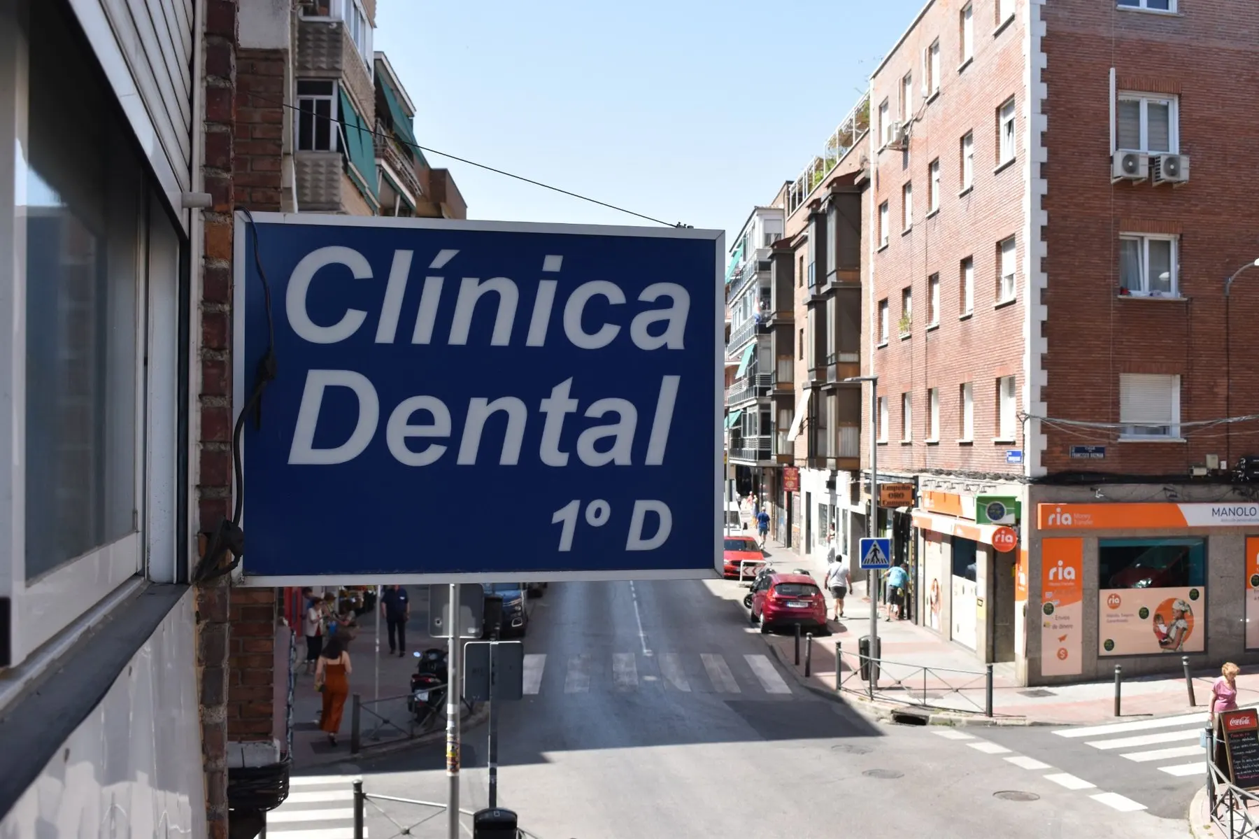 Exterior de Marcos Martínez Clínica Dental en Carabanchel